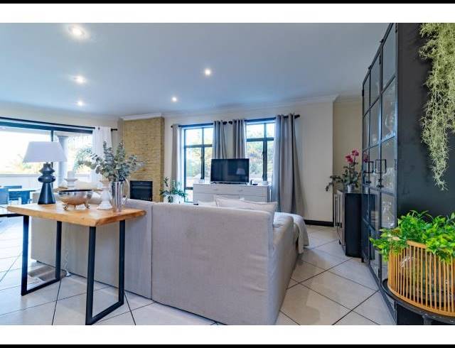 4 BEDROOM HOUSE FOR SALE IN BUSHWILLOW PARK ESTATE